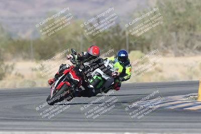 media/Oct-30-2025-Racers Edge (Thu) [[dabbdaf680]]/3-B Group/Session 5 (Turn 6)/